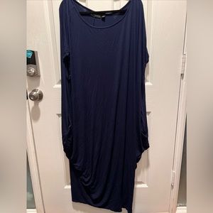 Women’s Navy New York and Co Tshirt Drape Dress with Pockets Size LG